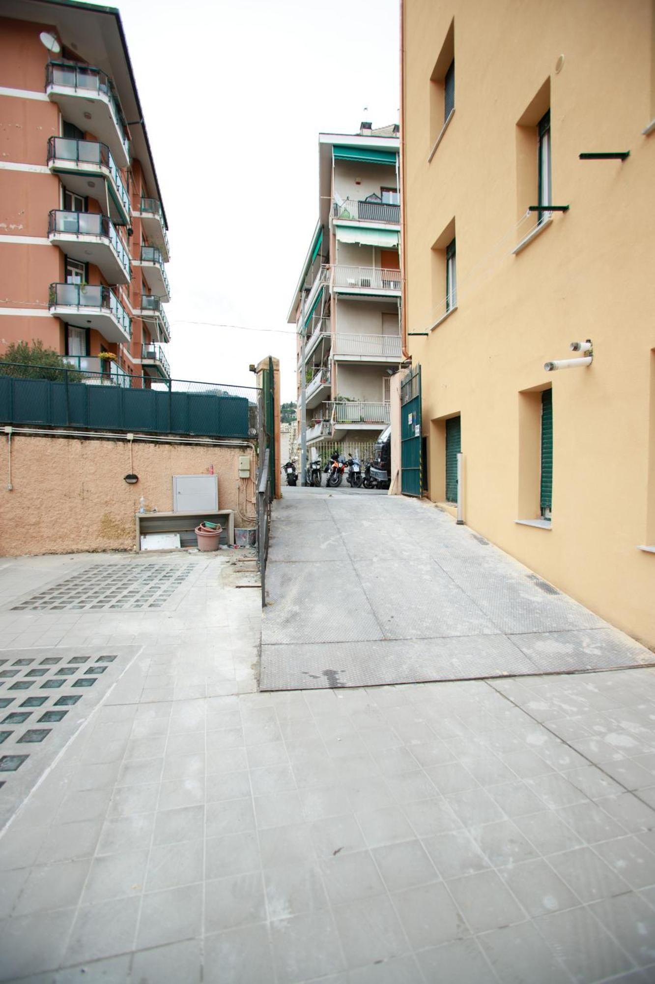 Sofia House With Private Parking Génova Exterior foto