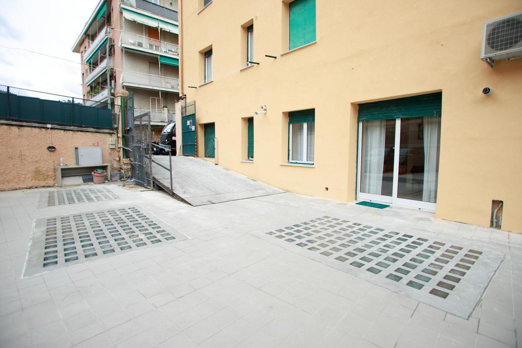 Sofia House With Private Parking Génova Exterior foto